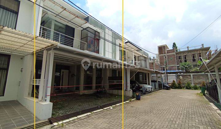 Dijual Turun Harga Rumah 2 Lantai di Setra Regency Town House 2