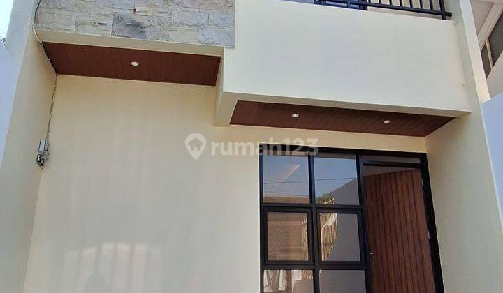 Dijual Rumah Baru 2 Lantai Modern Minimalis di Kopo Permai 3 1