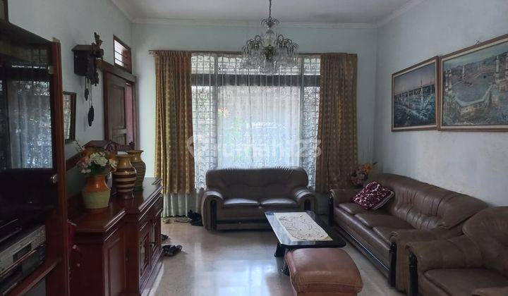 Dijual Rumah Asri Terawat Furnish Siap Huni di Moh Toha Bandung 1