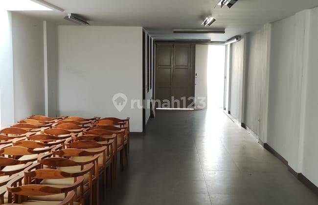 Dijual 2 Ruko 2 Lantai Siap Pakai di Mainroad Sudirman Barat 1