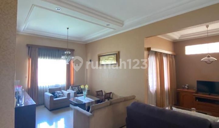 Dijual Rumah Besar Bagus Lux Luas Sangat Terawat Bersih dan Asri Siap Huni Full Furnished Hook Taman Depan Luas di Bumi Kopo Kencana Dijual Rumah Besar Bagus Lux Luas Sangat Terawat Bersih dan Asri Siap Huni Full Furnished Hook Taman Depan Luas di Bumi Kopo Kencana