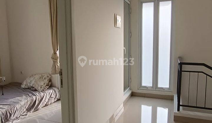 Dijual Rumah Minimalis 2 Lantai Siap Huni di Amanda Summarecon 2