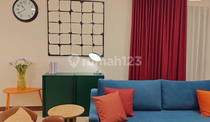 Dijual/Disewakan Aparetemen Bagus Cantik Lux Siap Huni Bonus Furniture Type Sapphire Private Lift Dekat Pvj Udara Sejuk Mewah di Apartemen Hegarmanah Residence 2