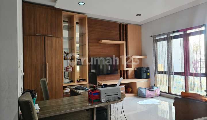Rumah Bagus Terawat Siap Huni Full Furnished di Komplek Batununggal