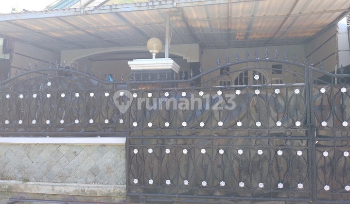 Dijual Cepat Rumah Bagus Terawat Siap Huni Full Furnished Row Jalan Depan 5m Surat Lengkap Ada Gudang di Taman Cibaduyut Indah Dijual Cepat Rumah Bagus Terawat Siap Huni Full Furnished Row Jalan Depan 5m Surat Lengkap Ada Gudang di Taman Cibaduyut Indah