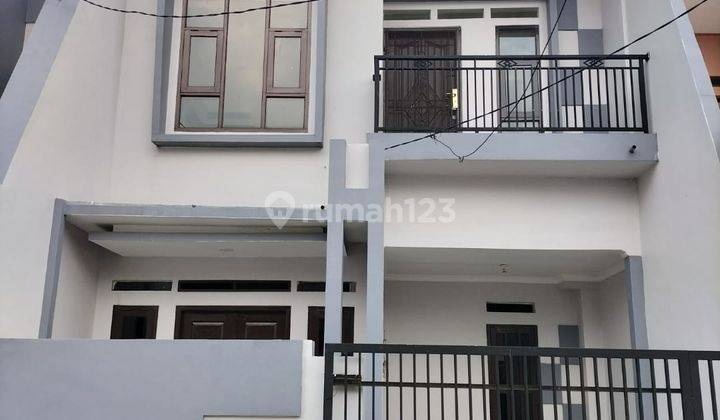 Dijual Rumah 2Lantai Baru Nyaman Siap Huni Modern di Bekasi Timur 1