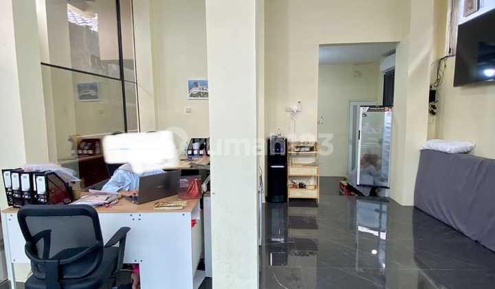 Dijual Kostan Aktif Bagus Cantik Terawat Siap Huni Full Furnished Kondisi Full SHM 3 Lantai di Padalarang Sayap Kota Baru Parahyangan