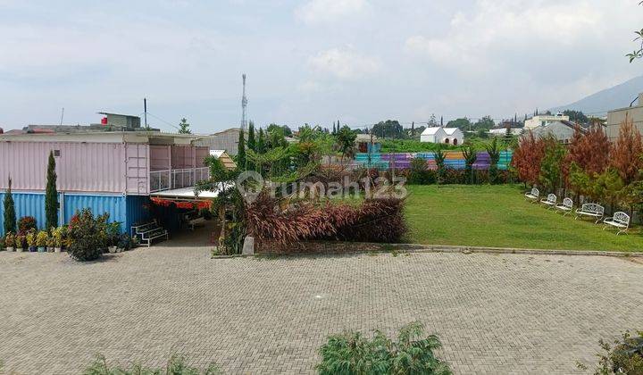 Dijual Cepat Turun Harga Villa Resto Berizin di Area Lembang 2