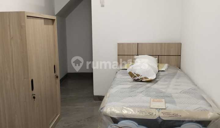 Dijual Rumah Kost Modern Minimalis Bagus Cantik Terawat Siap Huni Full Renov Full Furnished Baru 2 Lantai di Babakan Jeruk 2