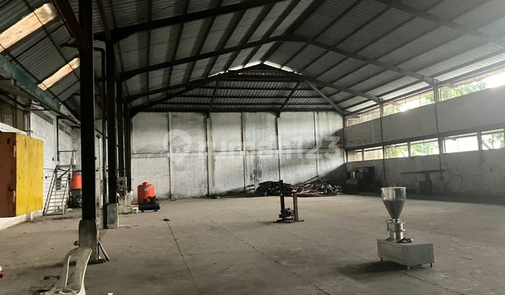 For Sale: Spacious Warehouse Office Land Ngantong on Main Road AH Nasution