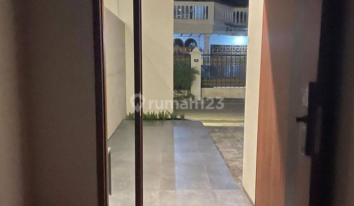 Dijual Rumah Baru 2 Lantai Modern Tengah Kota di Situsari 2