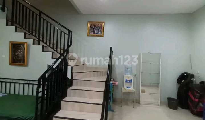 Rumah Bagus Lux Terawat Siap Huni Full Furnished dekat Universitas Tol di Setra Asih Residence Sarijadai 2