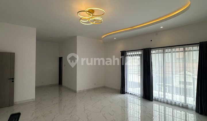 Dijual Rumah Keren Minimalis Modern Bagus Siap Huni 2 Lantai Ada Gudang Bonus Canopy di Taman Kopo Indah 2 Dijual Rumah Keren Minimalis Modern Bagus Siap Huni 2 Lantai Ada Gudang Bonus Canopy di Taman Kopo Indah 2