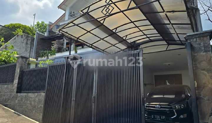 Rumah Luas Bagus Siap Huni di Hegasari 1 2