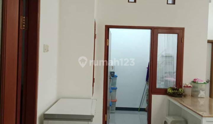 Dijual Rumah Terawat Tinggal Masuk 2 Lantai di Taman Kopo Indah 3 1