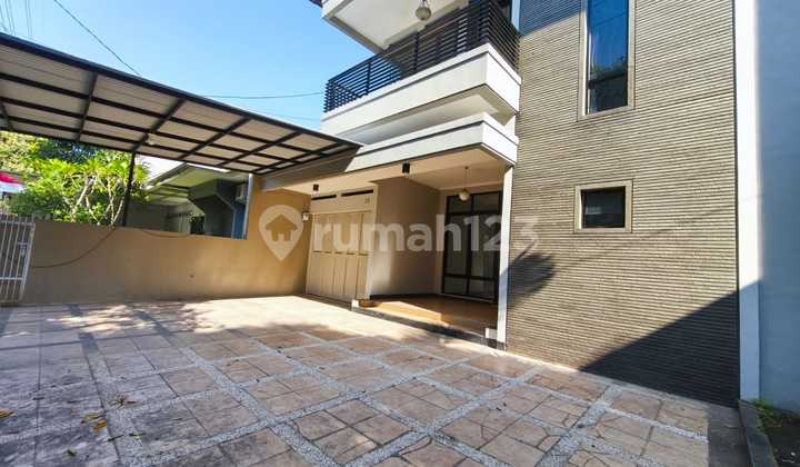 Rumah Murah Kualtias Premium Siap Huni Luas Lux Full Renov di Batununggal Rumah Murah Kualtias Premium Siap Huni Luas Lux Full Renov di Batununggal