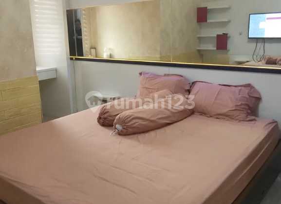 Dijual Apartemen Bagus Terawat Siap Huni Full Furnished Type 2 BR Lantai 18 di Sudirman Suite Apartemen