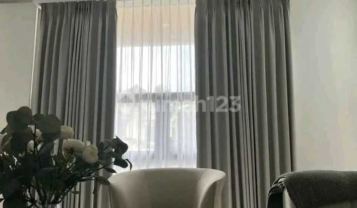 For Sale Luxurious Beautiful Home Ready to Live In Fully Furnished With Swimming Pool 2 Floors Automatic Gate in Setiabudi Regency Bandung 2