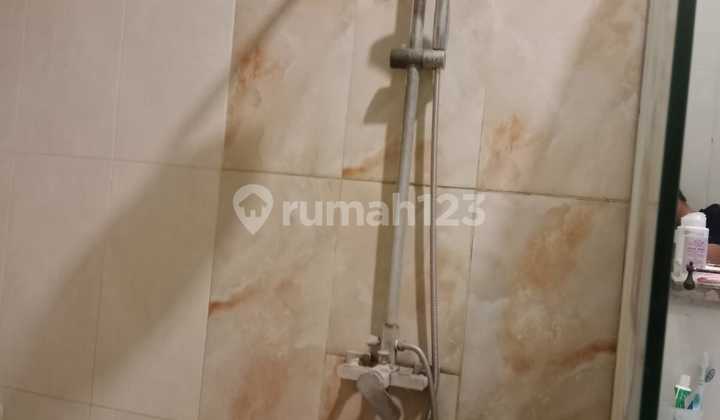 Dijual Cepat Rumah Bagus Terawat Siap Huni Full Furnished Dekat Arasso di Sayap Bkr 2