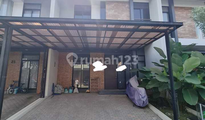 Disewakan/Dijual Rumah Bagus Cantik Terawat Siap Huni Semi Furnished Nyaman bisa Nego di Tatar Lokacitra Kota Baru Parahyangan