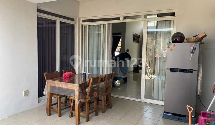 For Sale Well-Maintained House Ready to Occupy Fully Furnished Favorite Row 4 Car Street in Candraresmi, Kota Baru Parahyangan