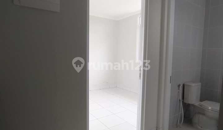 For Sale Beautiful Well-Maintained Ready-to-Occupy 2-Storey House with SHM in Dayana Summarecon Bandung 2