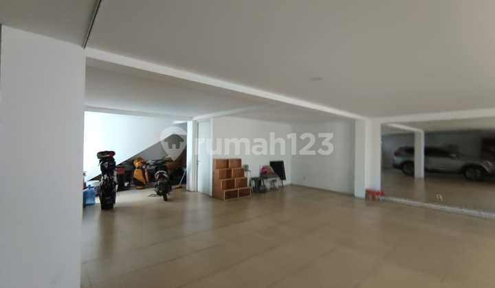 Dijual Lelang Rumah Mewah Lux Terawat Siap Huni 2 Lantai di Mekarsantika Mekarwangi 2