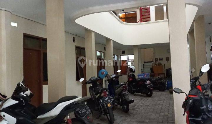 Dijual Kos Aktif 26 Kamar Full Isi Furnish di Babakan Jeruk 1