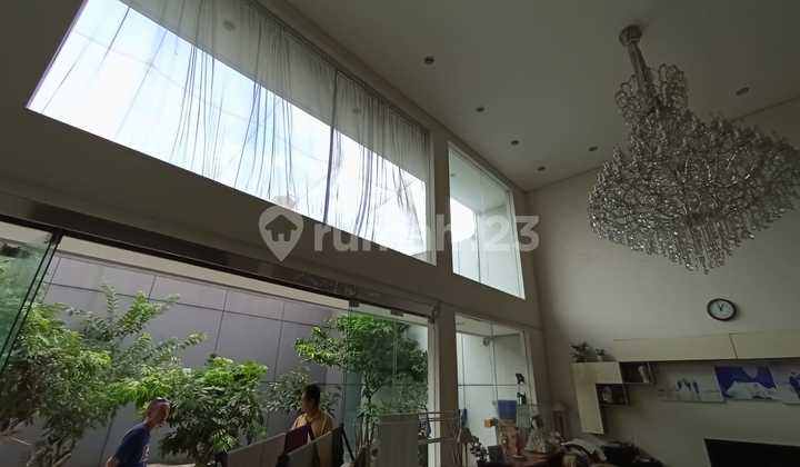 Luxurious Spacious Beautiful House Ready to Occupy Semi-Furnished with Warehouse Near Yogya Kopo Mas in Kopo Mas 2