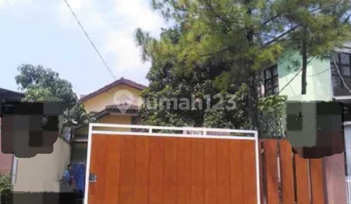 Dijual Rumah Kost Luas Bagus Siap Huni Terawat Tempat Parkir Luas di Sekelimun