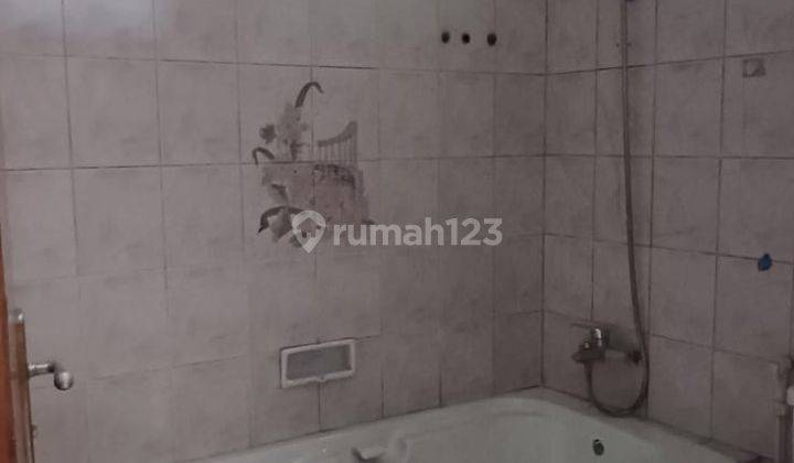 DIjual Rumah Terawat 2 Lantai Tengah Kota di Komplek Cimahi 2