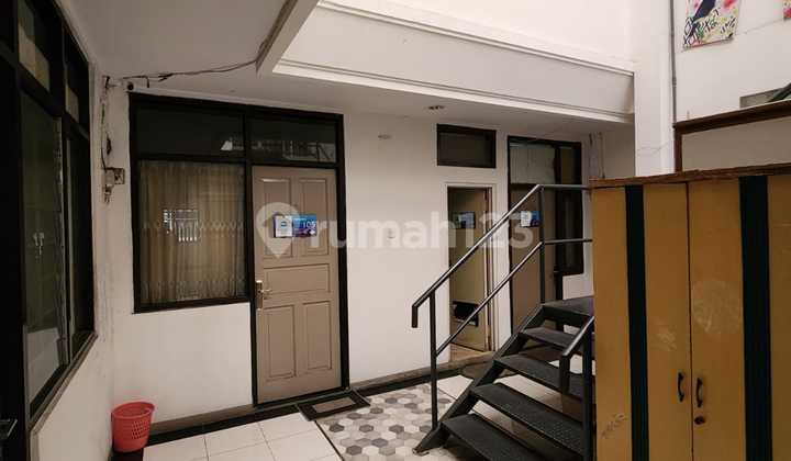 Dijual Cepat Koskosan dan GuestHouse airbnd aktif Luas Bagus Terawat Ada Gudang 1 Bisa diperluas ada tanah di belakang di jual murah kurang lebih 500 M di Babakan Jeruk Sukajadi Bandung