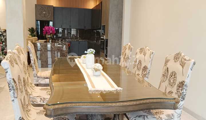 Dijual Rumah Bagus Cantik Lux Luas Siap Huni Full Furnished Type American Classic di Cluster Favorite Mekarwangi 2