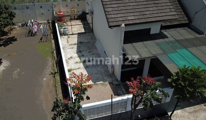 For Sale 2-Story Hook House with Large Land in De Green Grande Ciwastra 1