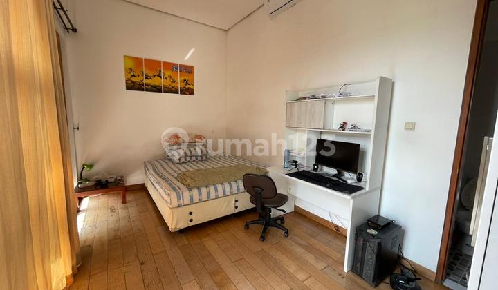 Dijual Rumah Luas Bagus Terawat Siap Huni Semi Furnished  di Sukahaji 2