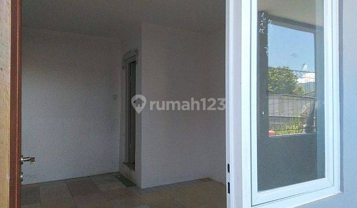 Dijual Rumah Kos 24 Kamar 4 Lantai Renov di Sekeloa Timur 1