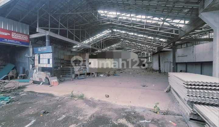 For Sale Spacious Good Warehouse Ready to Live Near Subang Toll Gate Strategic in Sukamelang Subang
