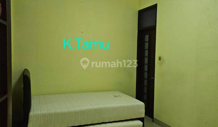 Disewakan Rumah Modern Furnish 2 Lantai di Singgasana Pradana 2