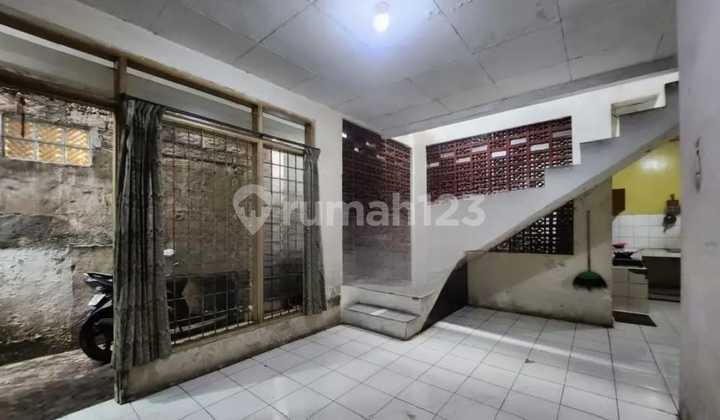 Dijual Dibawah NJOP Kost Aktif Bagus Siap Huni Aman Selalu Penuh Dekat Itenas Widyatama di Cikutra