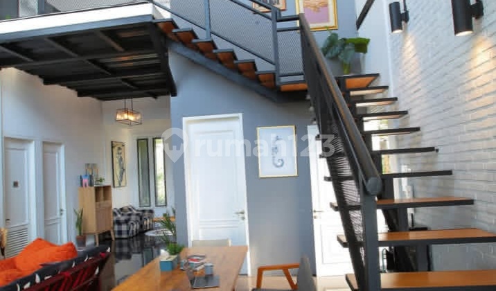 For Rent: Beautiful, Luxurious, Spacious Villa Ready to Live In Fully Furnished 3 Floors Negotiable Private Pool Nice View Has Roof Top Near Security Post Cool Atmosphere at Dago Pakar Resort