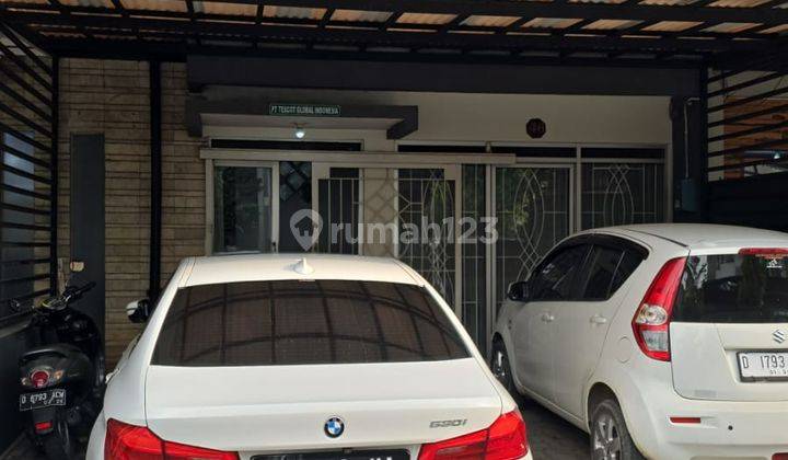 Disewakan Rumah 2 Lantai Cocok Untuk Kantor di Taman Mekar Abadi 1