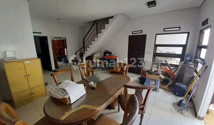 Dijual Rumah Bagus Terawat Siap Huni 2 Lantai di Komplek Pratista Antapani Bandung 2