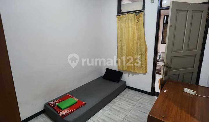 Dijual Cepat Koskosan dan GuestHouse airbnd aktif Luas Bagus Terawat Ada Gudang 1 Bisa diperluas ada tanah di belakang di jual murah kurang lebih 500 M di Babakan Jeruk Sukajadi Bandung