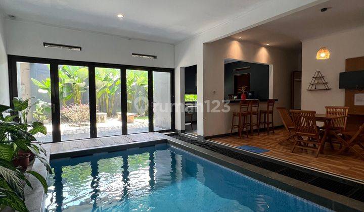 Dijual Villa 2 Lantai Fully Furnished di Cipaku Private Pool 1