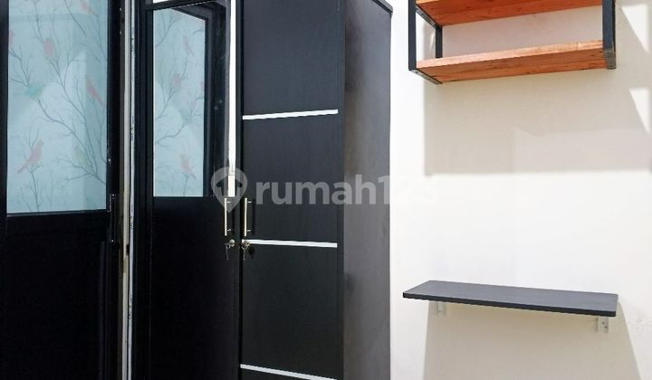 Sell Beautiful Good Looking Luxury Wide Well-Maintained Ready to Live There is a Rooftop and Clothesline Location Near Summarecon Mall in Summarecon Bandung 2