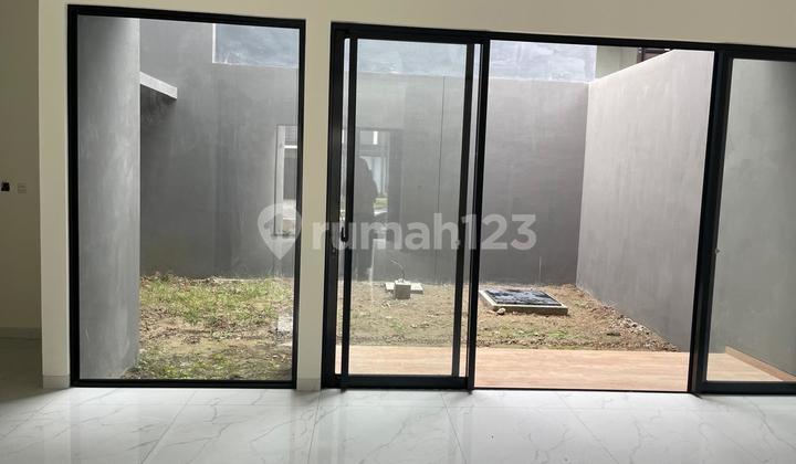 Dijual Rumah Mewah Eldora Suvarna Sutera Pasar Kemis Tangerang Siap Huni Ada Kolam Berenang 2