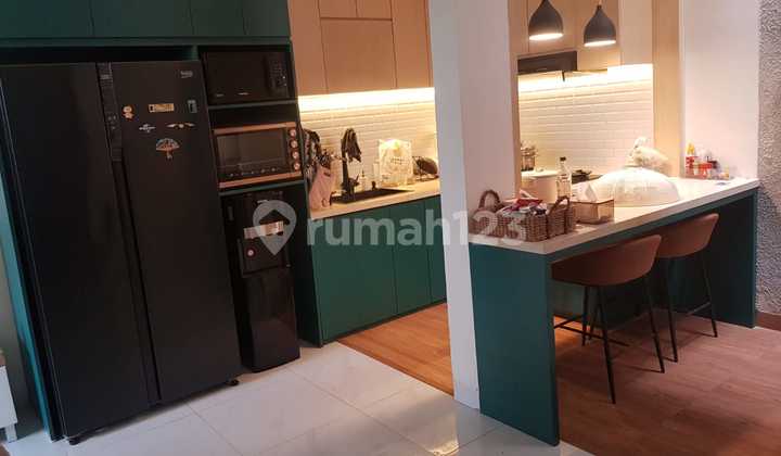 Dijual Cepat Rumah 2 Lantai di Suvarna Sutera SHM On Hand 2