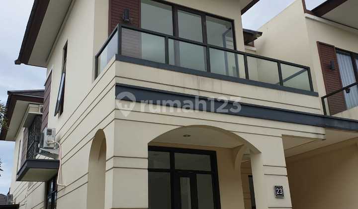 Disewakan Lavon Swancity Murah Siap Huni Ada Kolam Berenang Gym Cafe Dekat Toll Bagus 2 Lantai