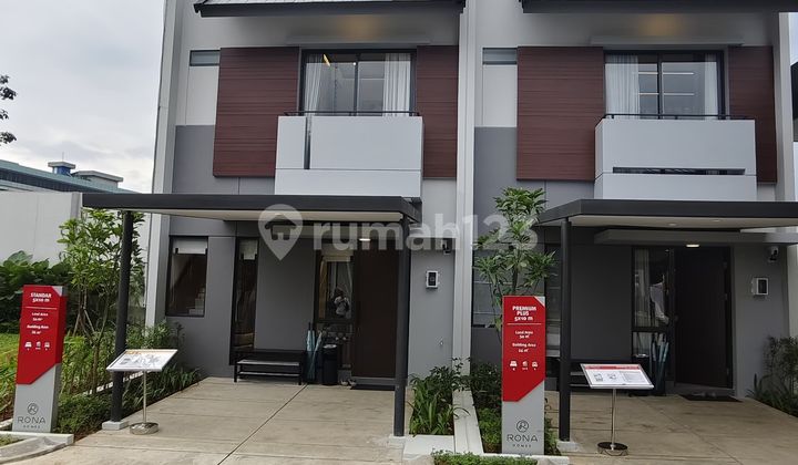 For Sale New Luxurious 2-Story House Ready to Occupy Tangerang City 1