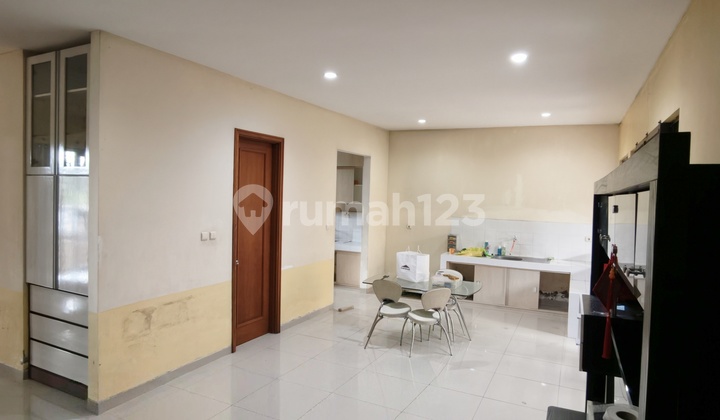 For Rent Custer Cempaka Suvarna Samanea Lavon Furnish Facing Golf For Rent Custer Cempaka Suvarna Samanea Lavon Furnish Facing Golf